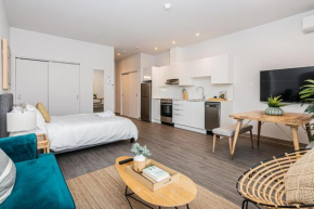 Brand New and Perfectly Located Flat in Le Plateau by Den Stays